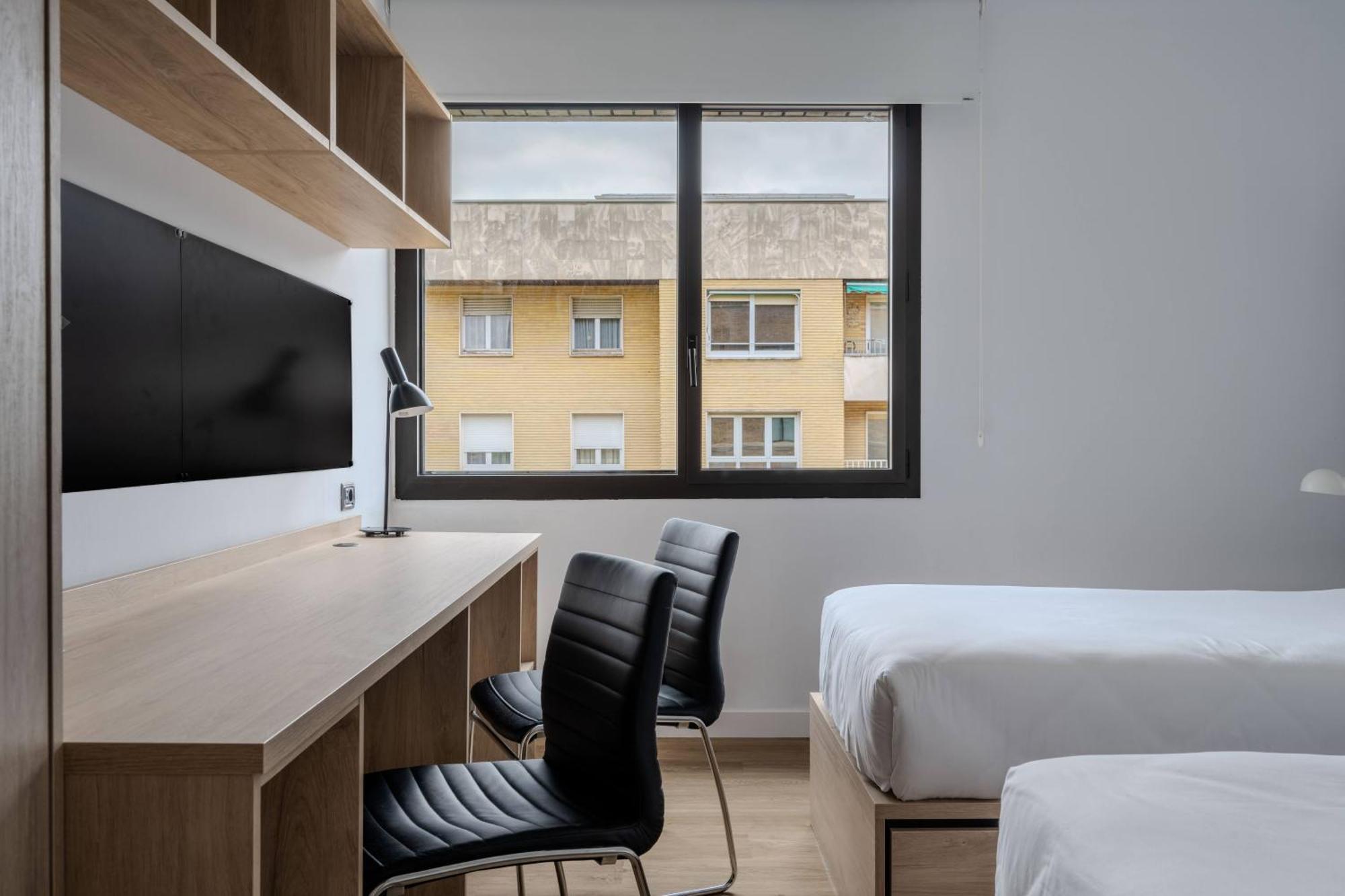 Micampus Pamplona Student Residence Bagian luar foto